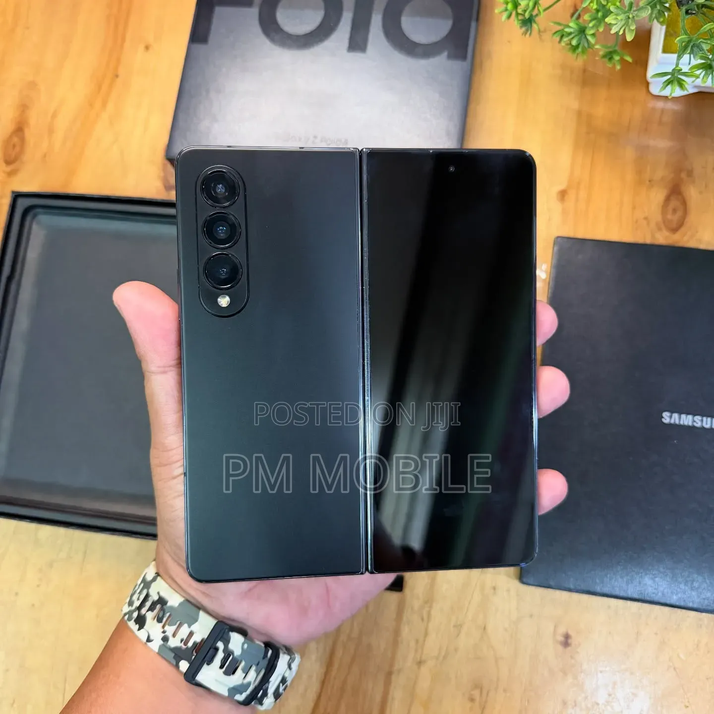 New Samsung Galaxy Z Fold4 256 GB Black