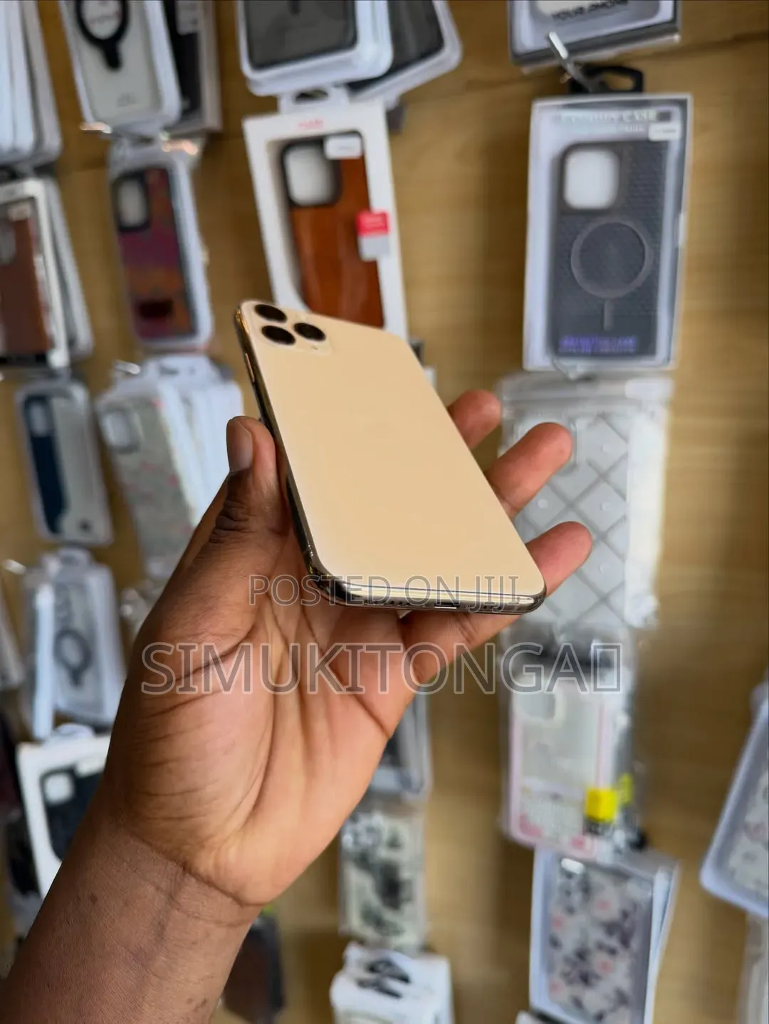 New Apple iPhone 11 Pro 256 GB Gold