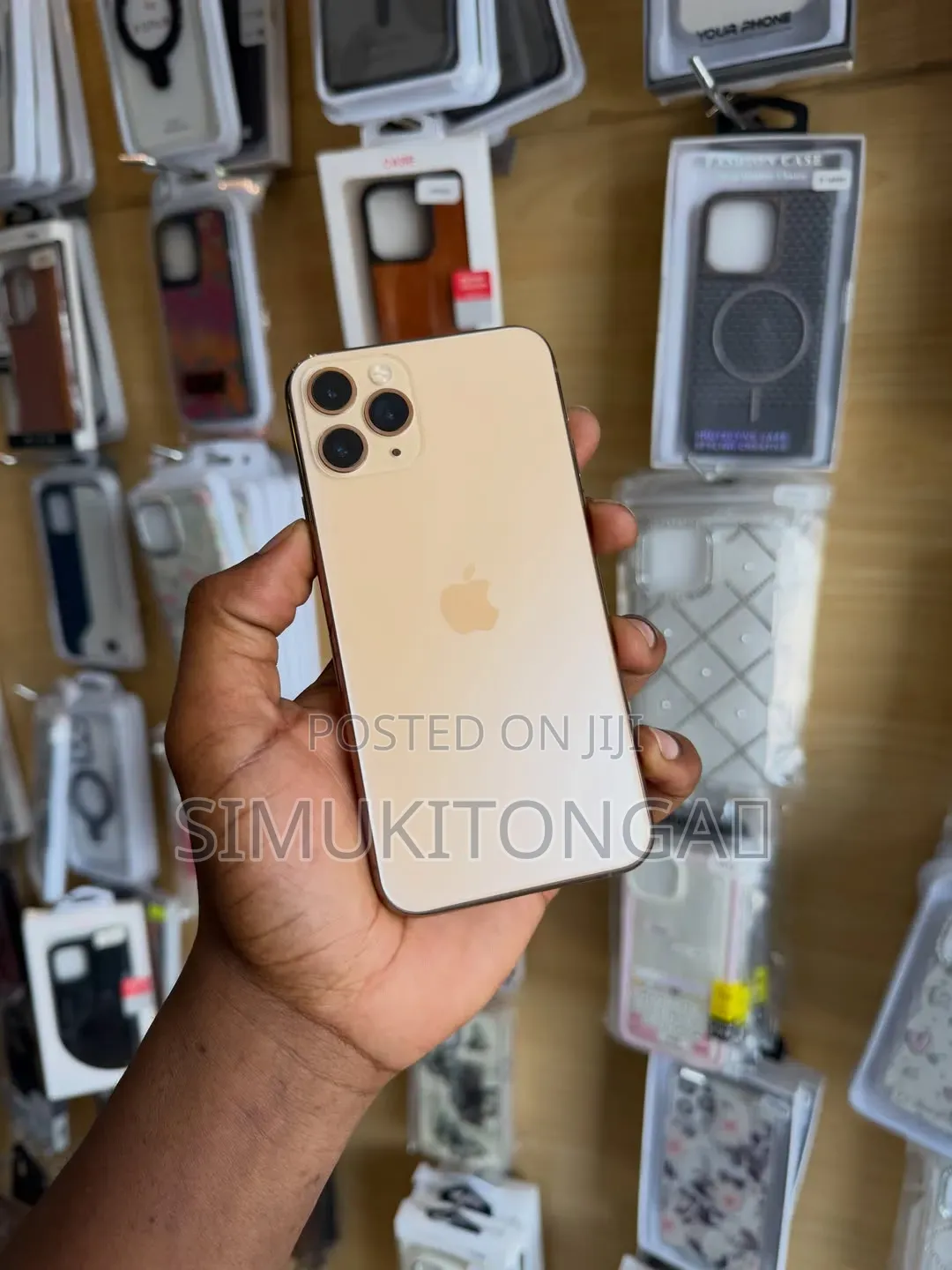 New Apple iPhone 11 Pro 256 GB Gold