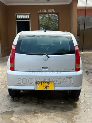 Toyota Opa 2000 Silver