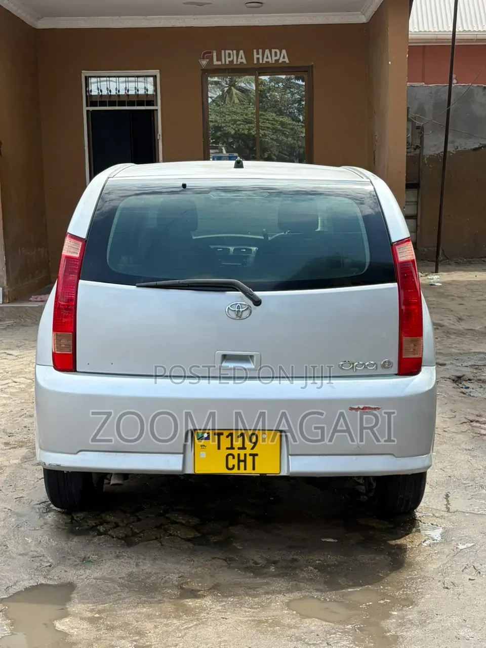Toyota Opa 2000 Silver