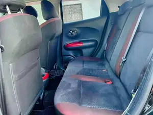 Nissan Juke 2011 Red