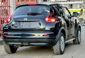 Nissan Juke 2011 Red