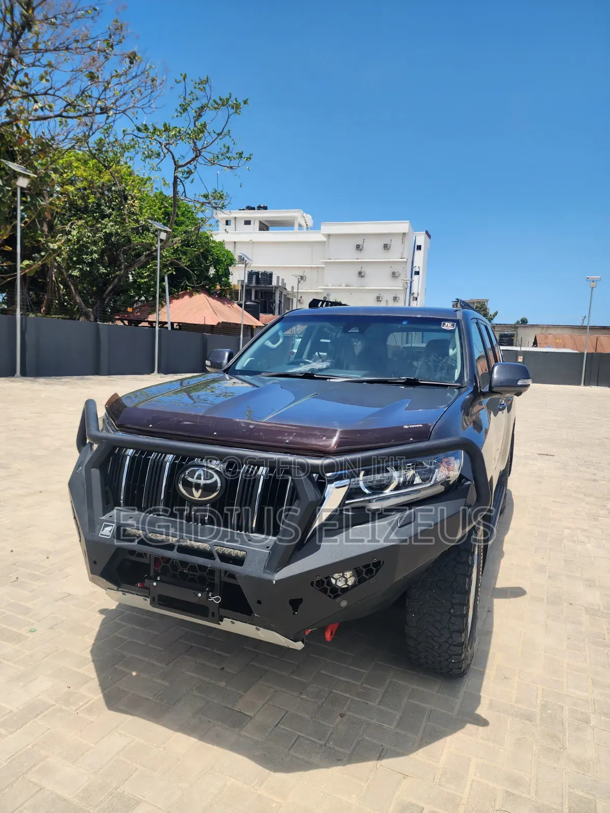 Toyota Land Cruiser Prado 2023 Gray