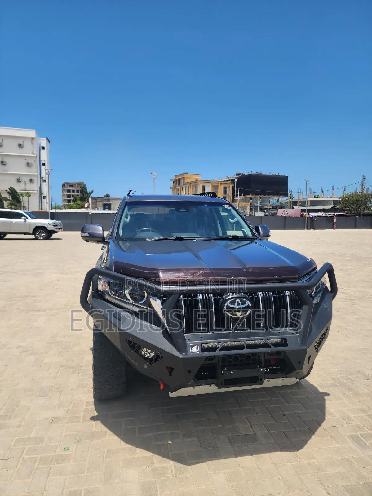 Toyota Land Cruiser Prado 2023 Gray