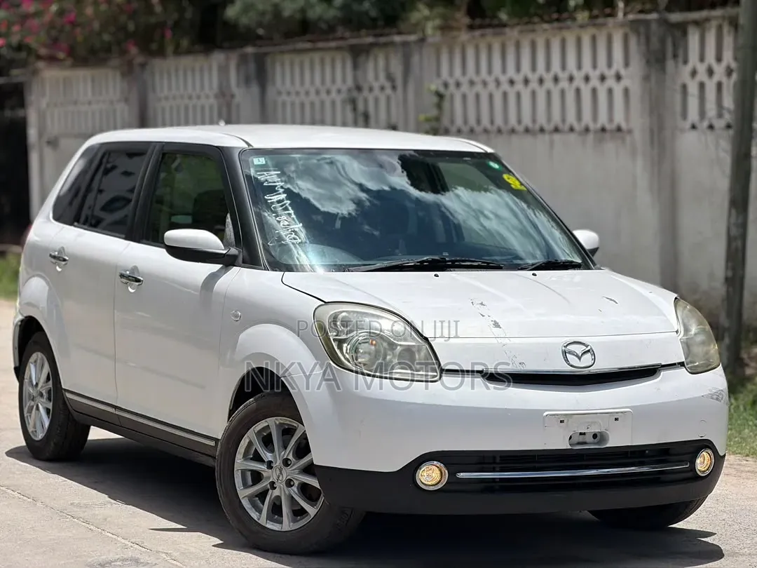 Mazda Verisa 2013 White