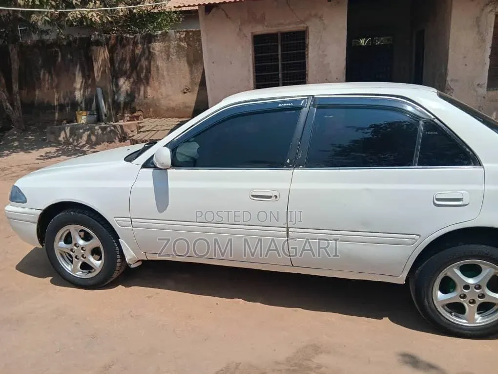Toyota Carina 1999 White