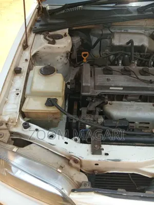 Toyota Carina 1999 White