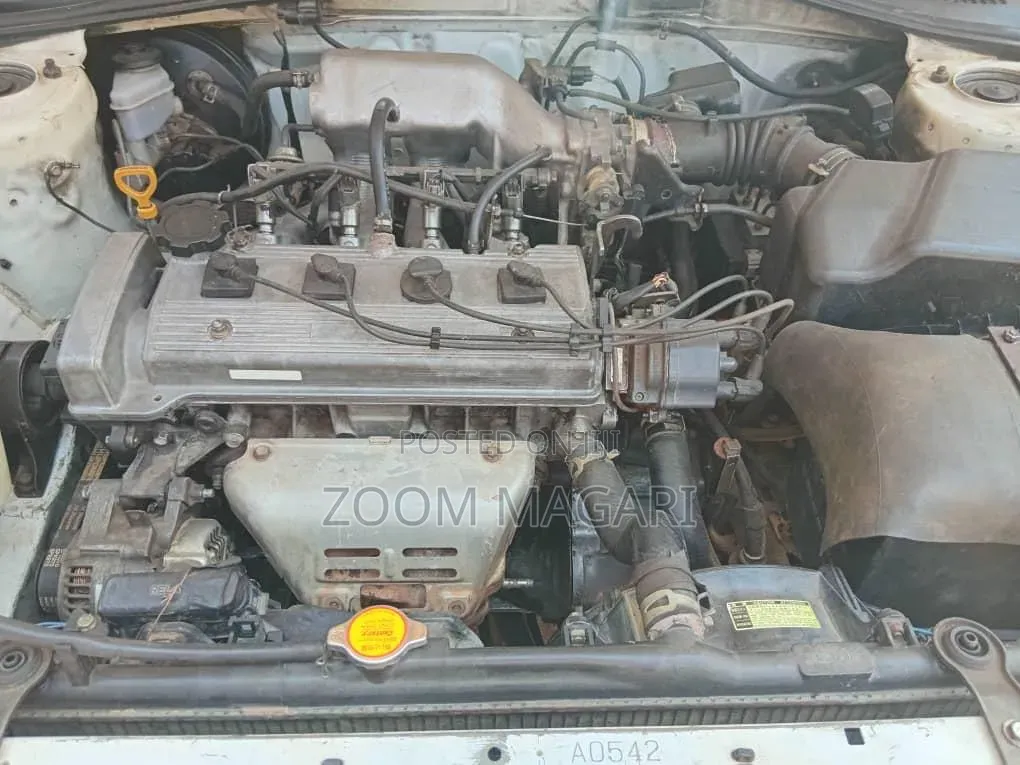 Toyota Carina 1999 White