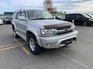 Toyota Hilux Surf 2000 Silver
