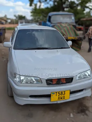 Toyota Sprinter 1999 Silver