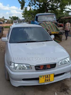 Toyota Sprinter 1999 Silver