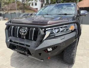 Toyota Land Cruiser Prado 2023 Gray