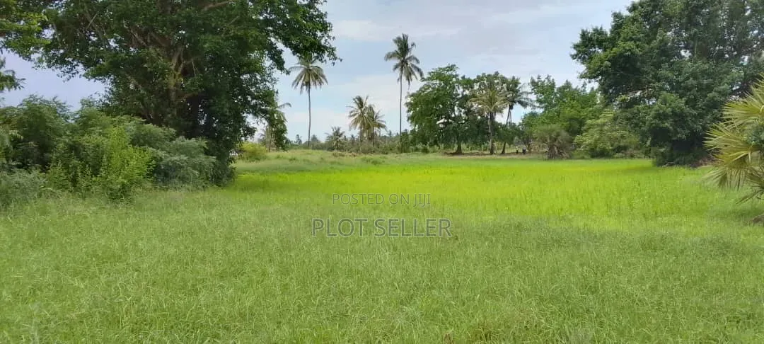 2174sqm for Sale Opposite Star Breeze Resort at Mbutu Kichangani