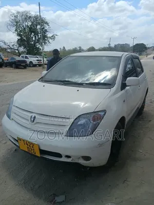 Toyota IST 2005 Pearl