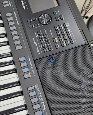 YAMAHA PSR Sx 720 Keyboard 61 Keys Arranger Workstation Keyboard
