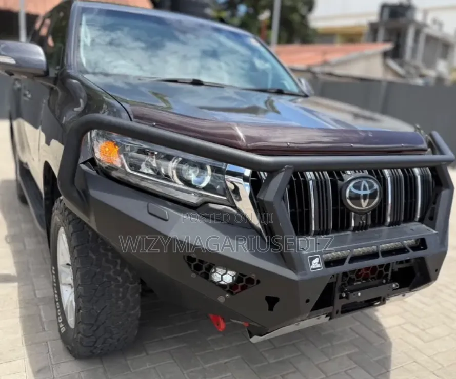 Toyota Land Cruiser Prado 2023 Brown