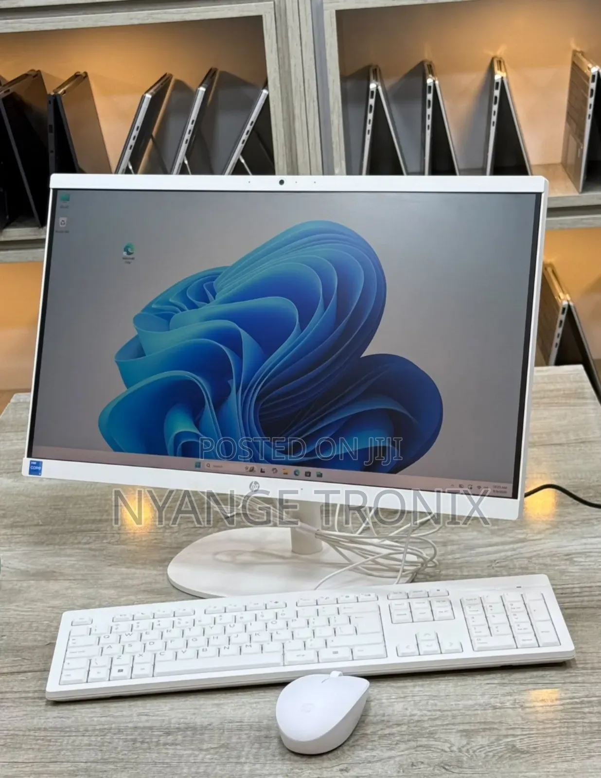 Desktop Computer HP 8GB Intel Core i3 SSD 512GB