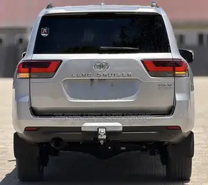 Toyota Land Cruiser LC300 2024 Beige