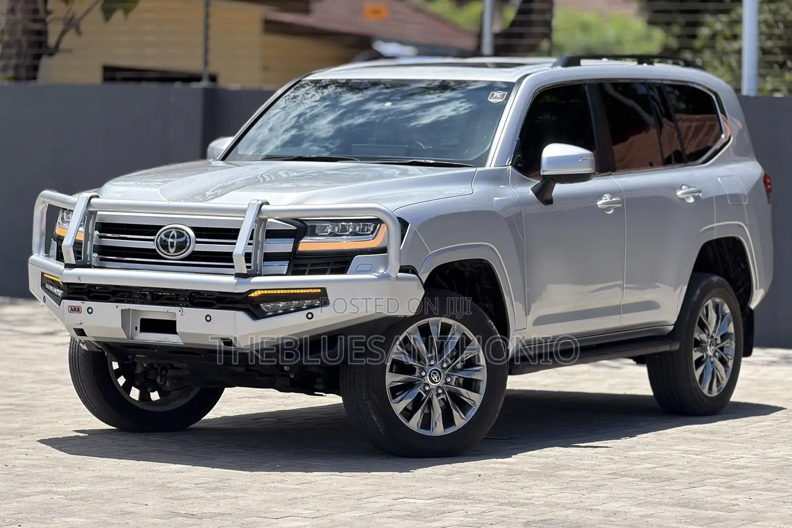 Toyota Land Cruiser LC300 2024 Beige