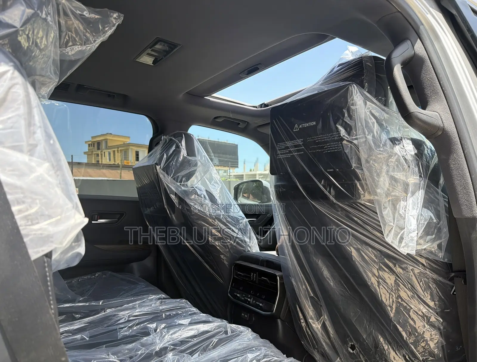 Toyota Land Cruiser LC300 2024 Beige