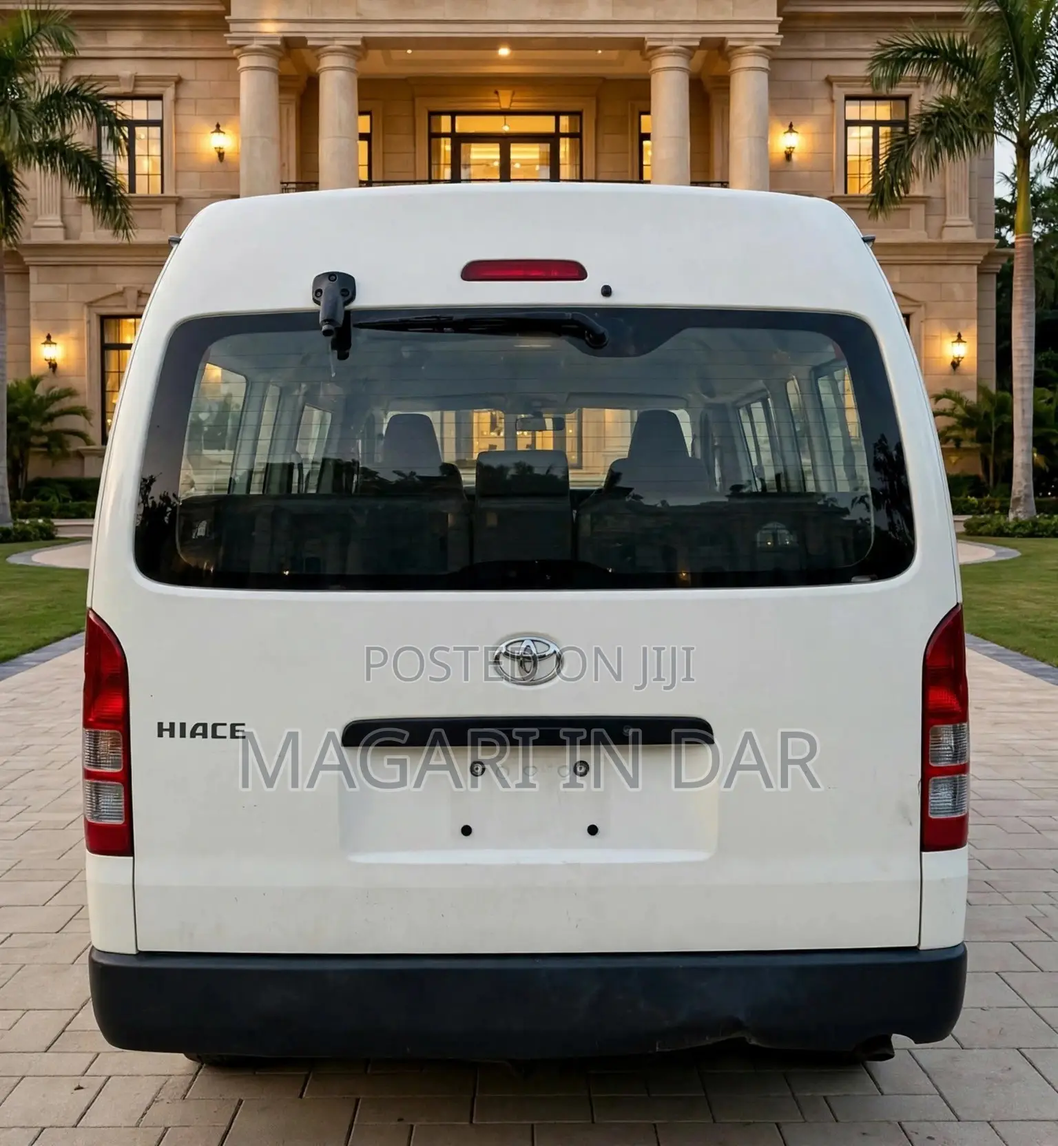 Toyota HiAce 2010 White