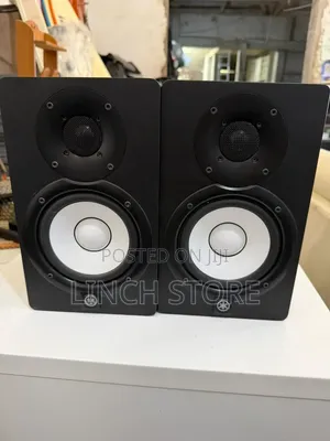 Yamaha HS5 Studio Monitors