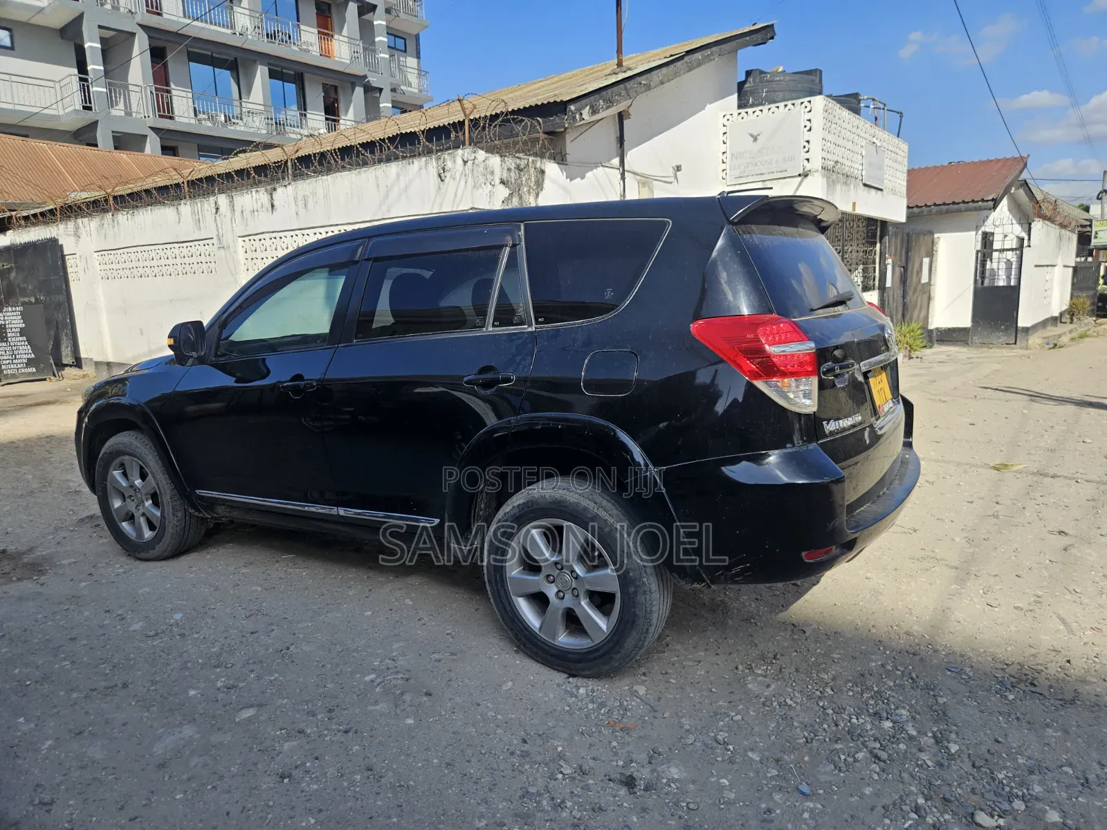 Toyota Vanguard 2011 Black