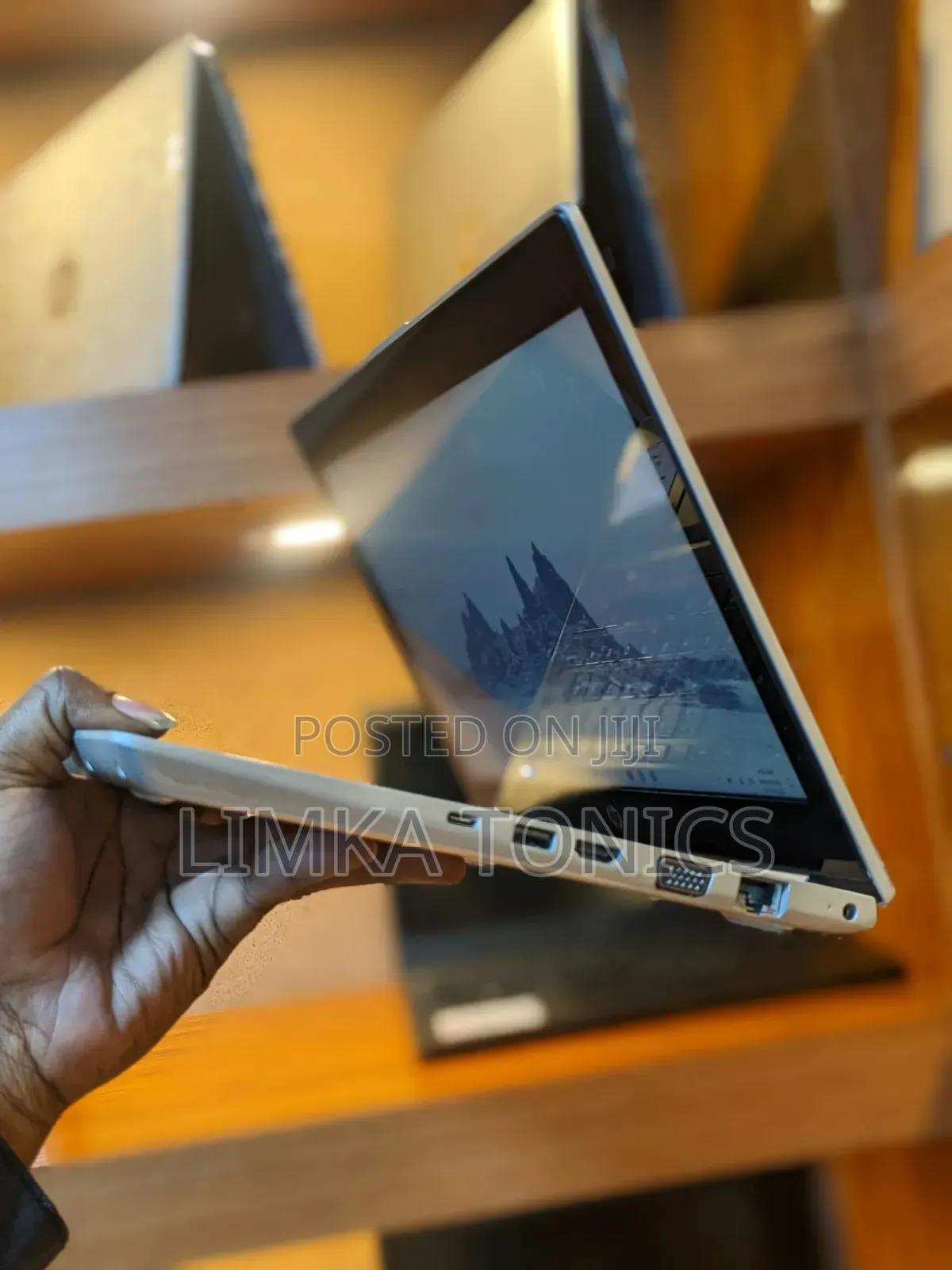 New Laptop HP 430 G5 8GB Intel Core i3 SSD 256GB
