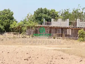 Viwanja Viwili (2) Vinauzwa Buswelu - Ilalila ( Pemben Ya Nebrix Shule