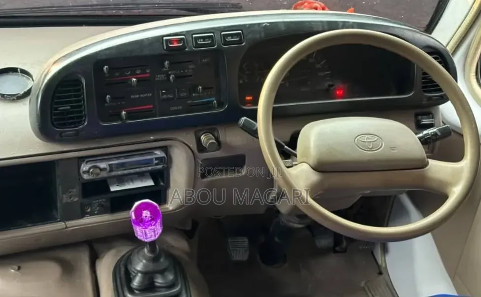 Toyota Coaster 2004 White