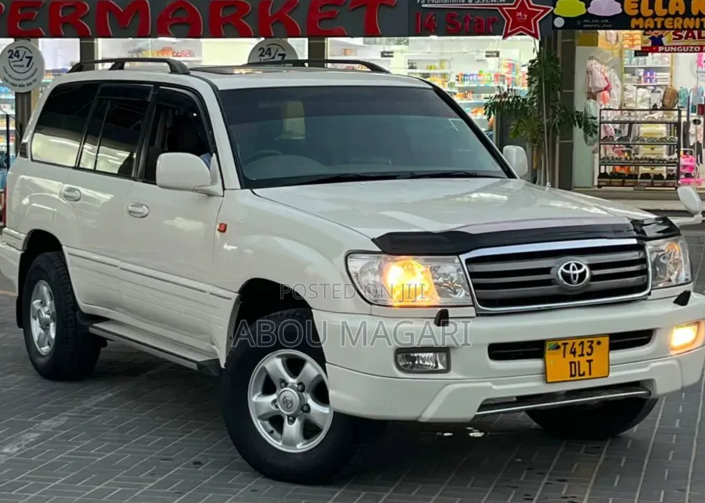 Toyota Land Cruiser HDJ 100 2002 White