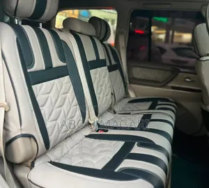 Toyota Land Cruiser HDJ 100 2002 White