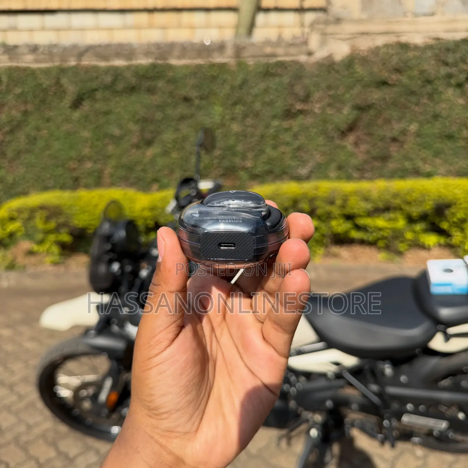 Soundcore by Anker V40i | Comfortable Fit and Clear Sound