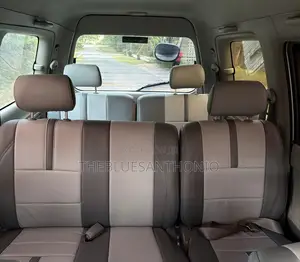 Toyota Noah 2.0 AWD (8 Seater) 2002 Silver