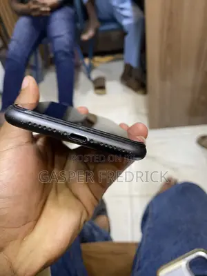 Apple iPhone 11 64 GB Black