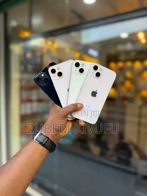 Apple iPhone 13 128 GB White