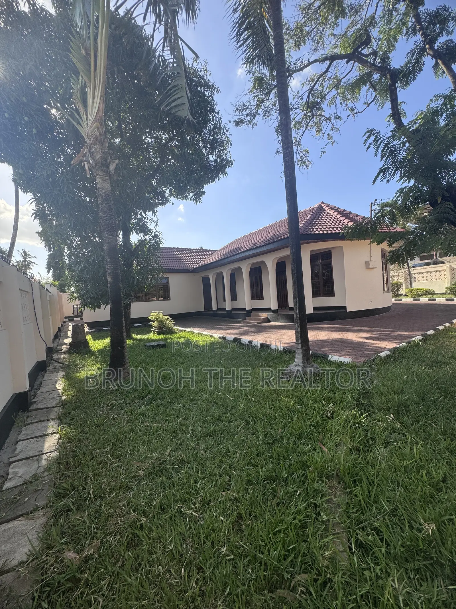 3bdrm House in Kijitonyama for sale