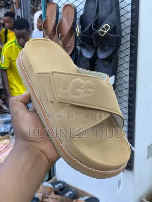 Sandals UGG Slippers