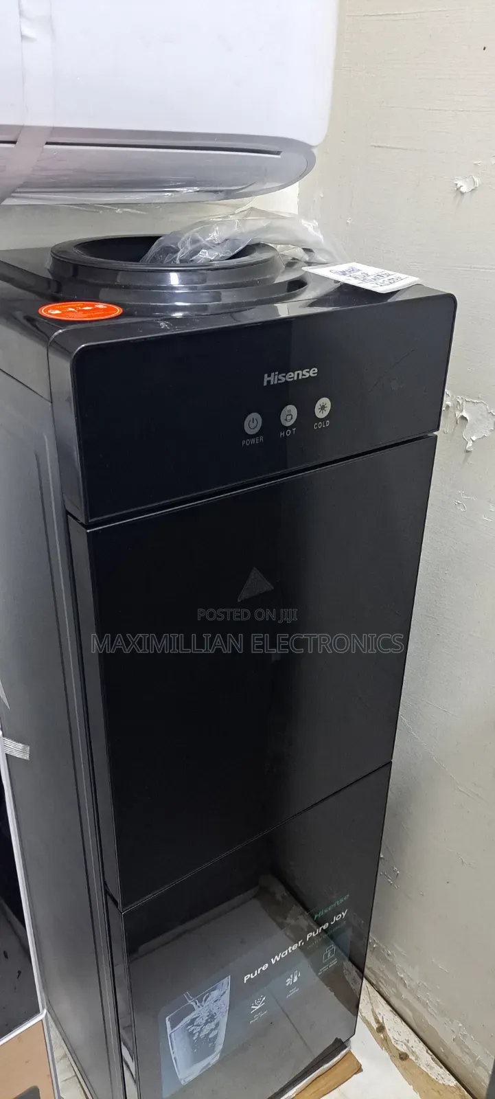 The Hisense 3.4L Black Top Load Water Dispenser H97WDTTB3S1