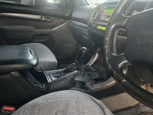 Toyota Land Cruiser Prado 2008 White