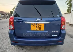 Toyota Raum 2005 Blue