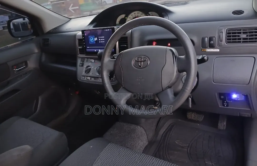 Toyota Raum 2005 Blue