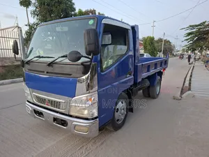 Mitsubishi Canter 2002 Chasis