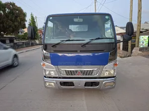 Mitsubishi Canter 2002 Chasis