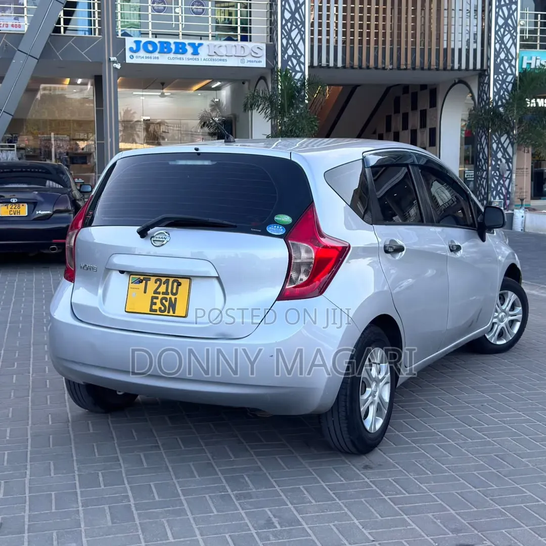 Nissan Note 2014 Silver