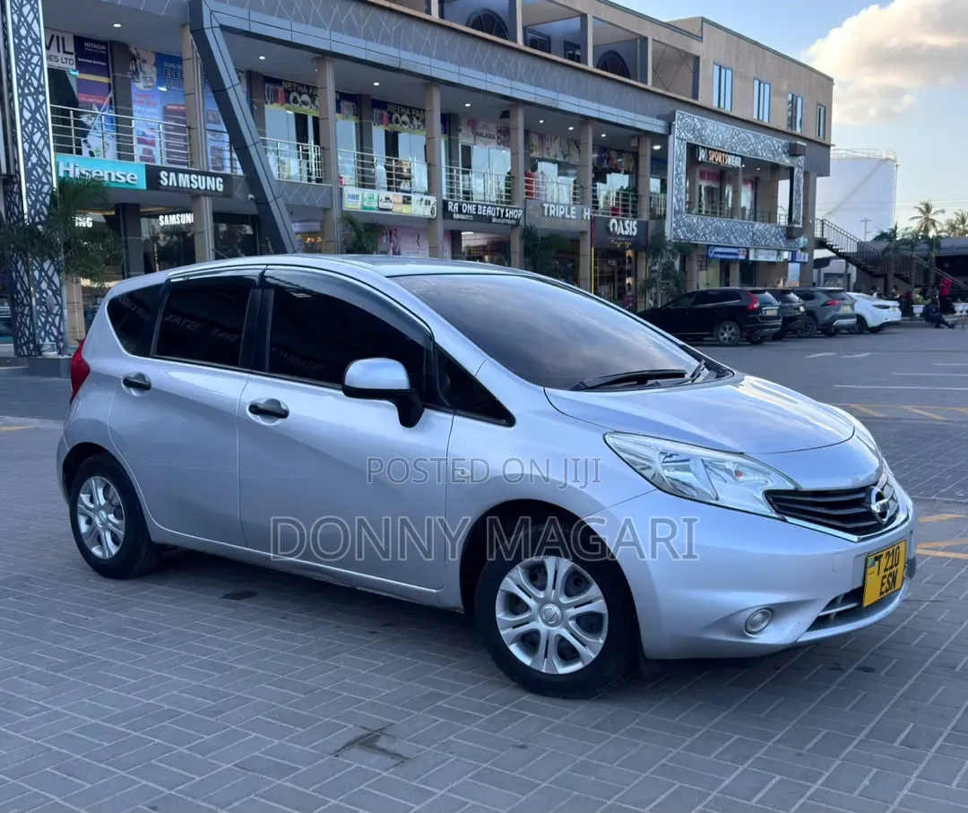 Nissan Note 2014 Silver