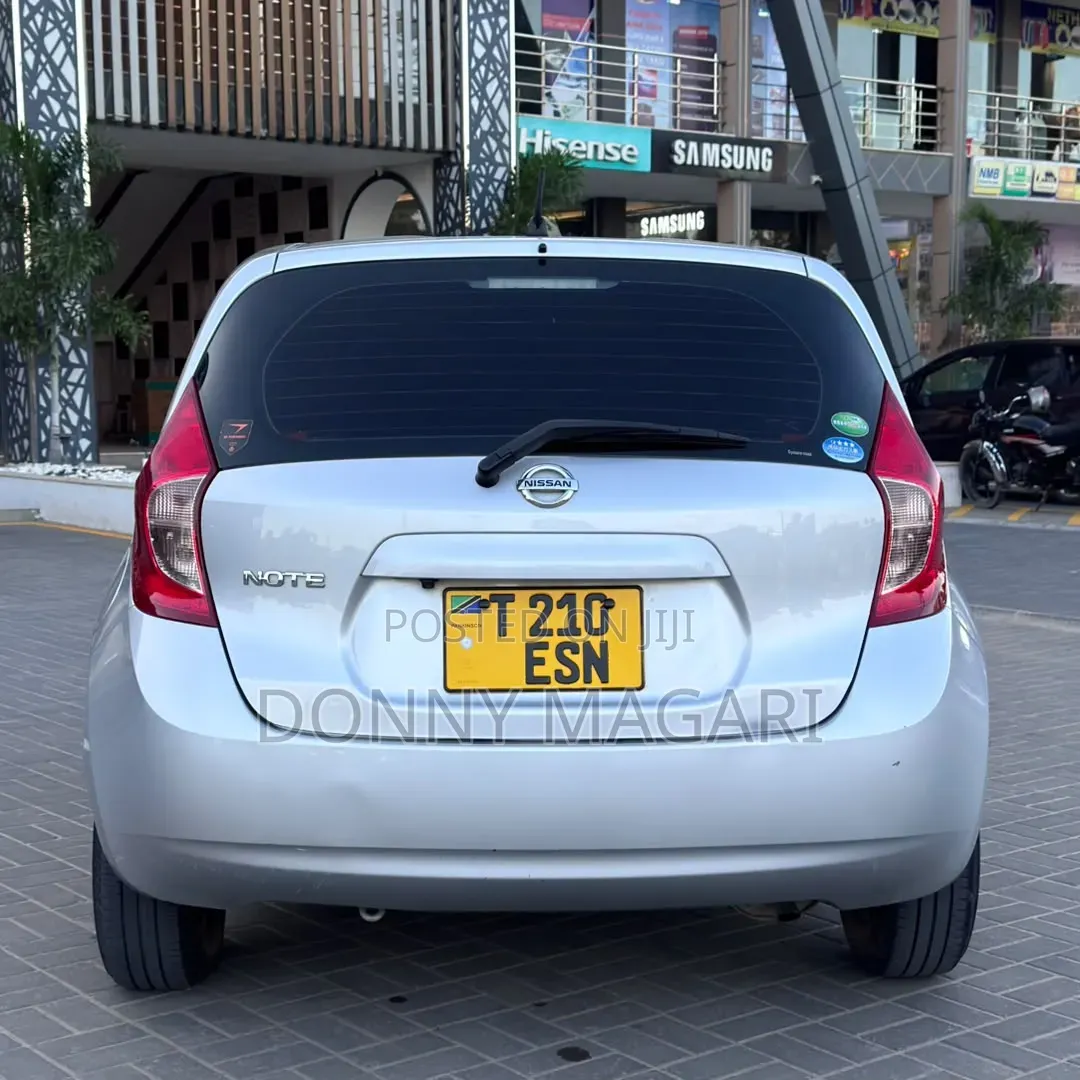 Nissan Note 2014 Silver