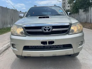 Toyota Fortuner 2006 Silver