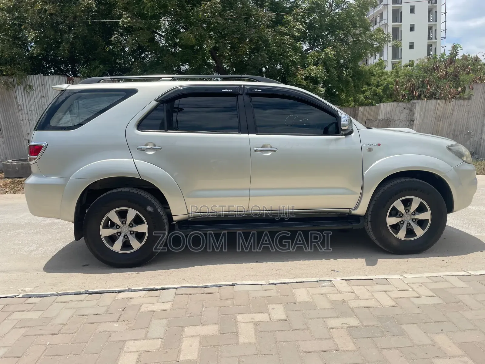 Toyota Fortuner 2006 Silver